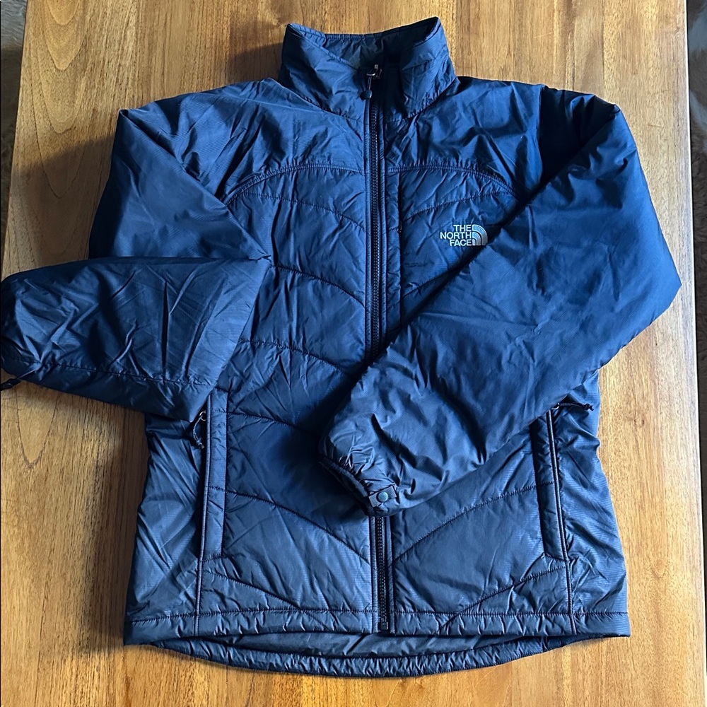 THE NORTH FACE Primaloft Women’s Coat. Black. Size L.